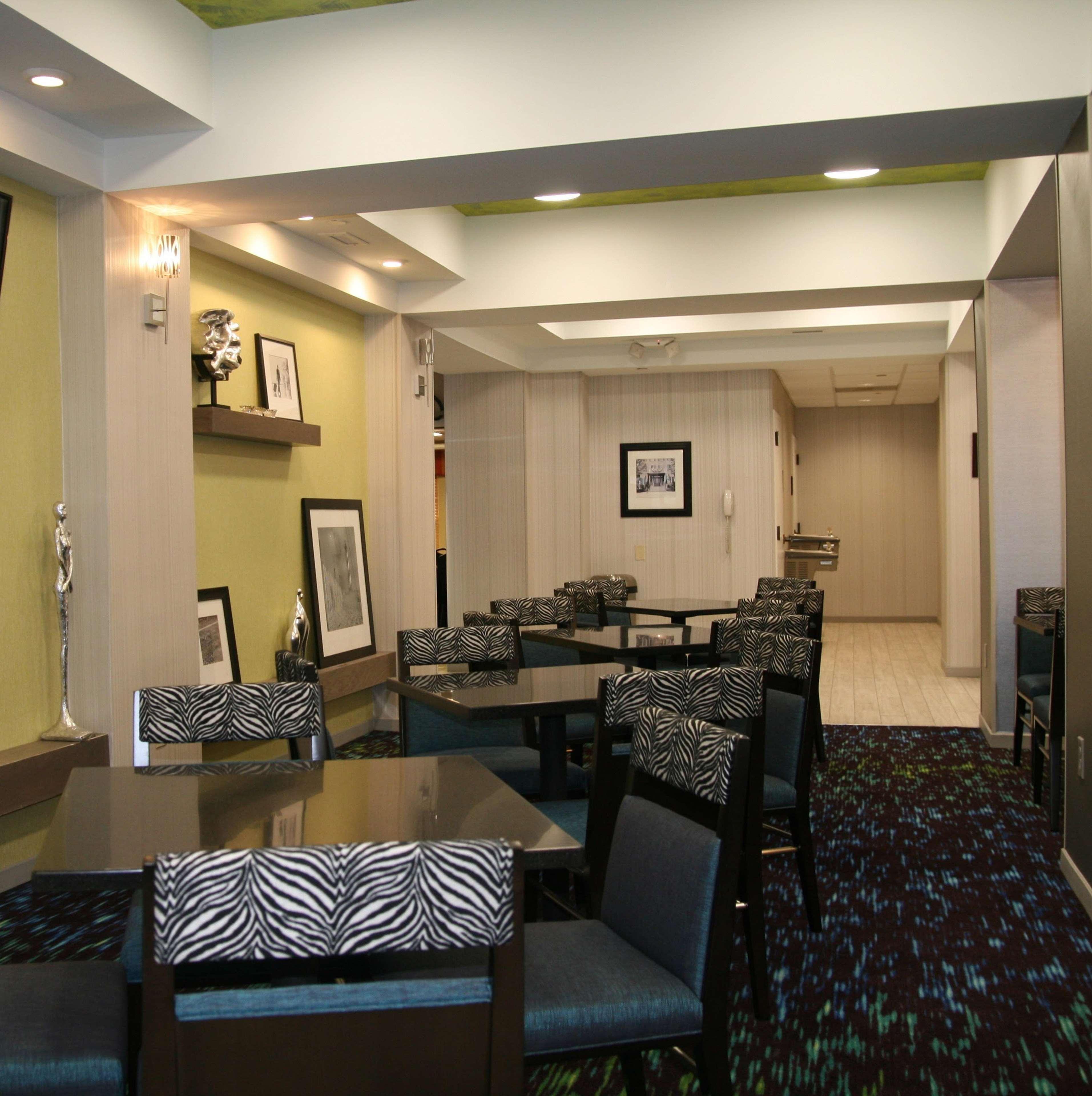 Hampton Inn & Suites Nashville-Airport Esterno foto