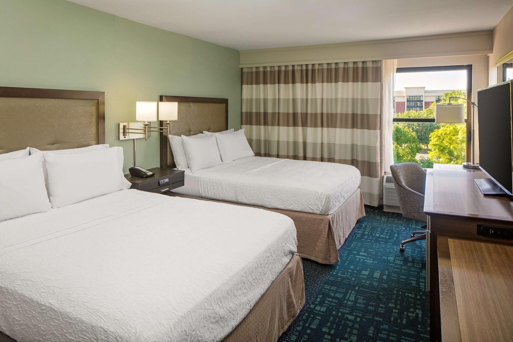Hampton Inn & Suites Nashville-Airport Esterno foto