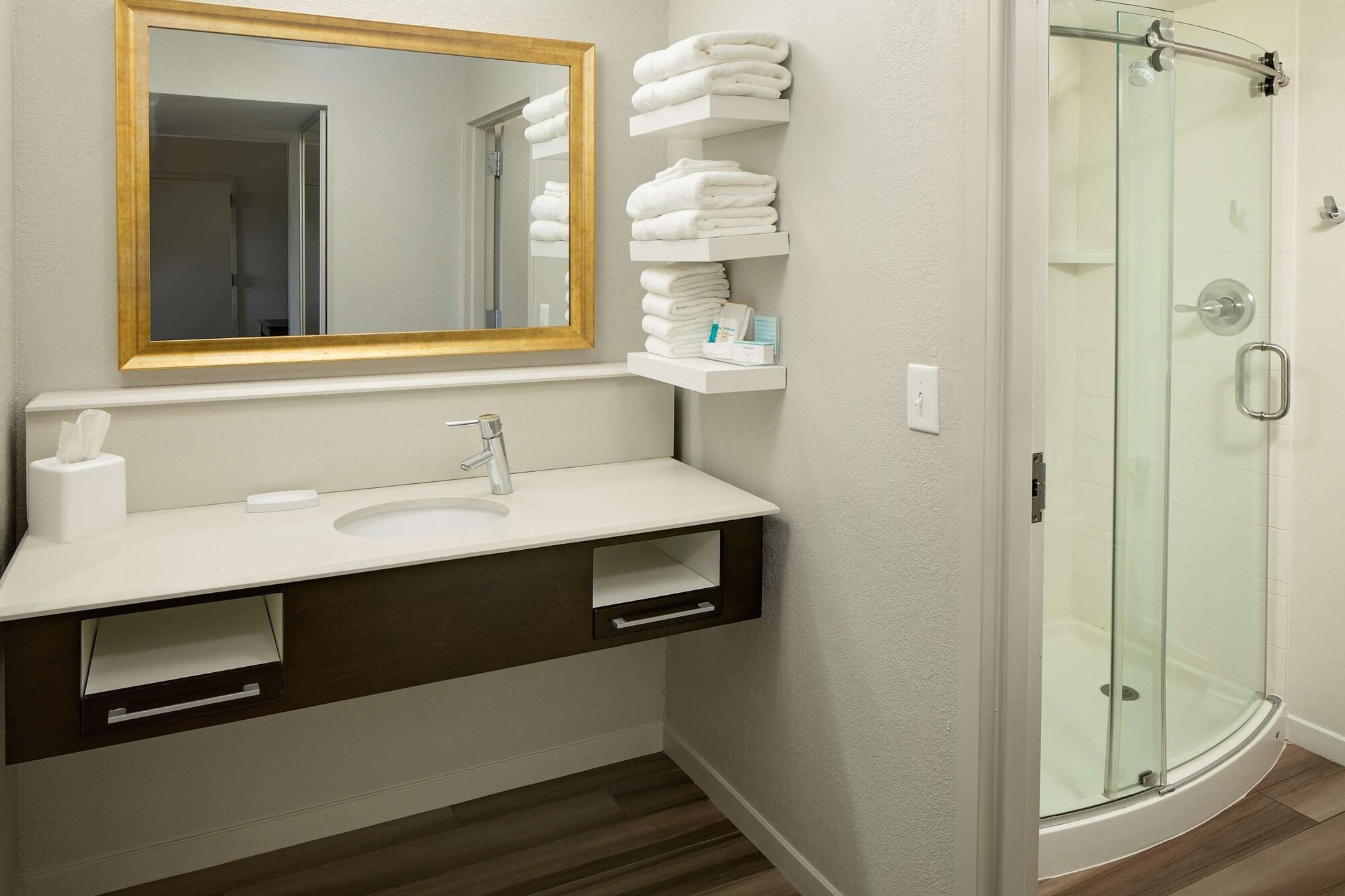 Hampton Inn & Suites Nashville-Airport Esterno foto