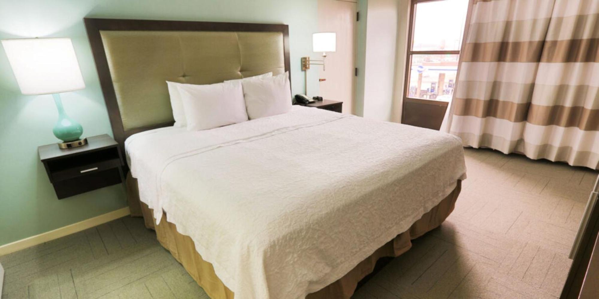 Hampton Inn & Suites Nashville-Airport Esterno foto
