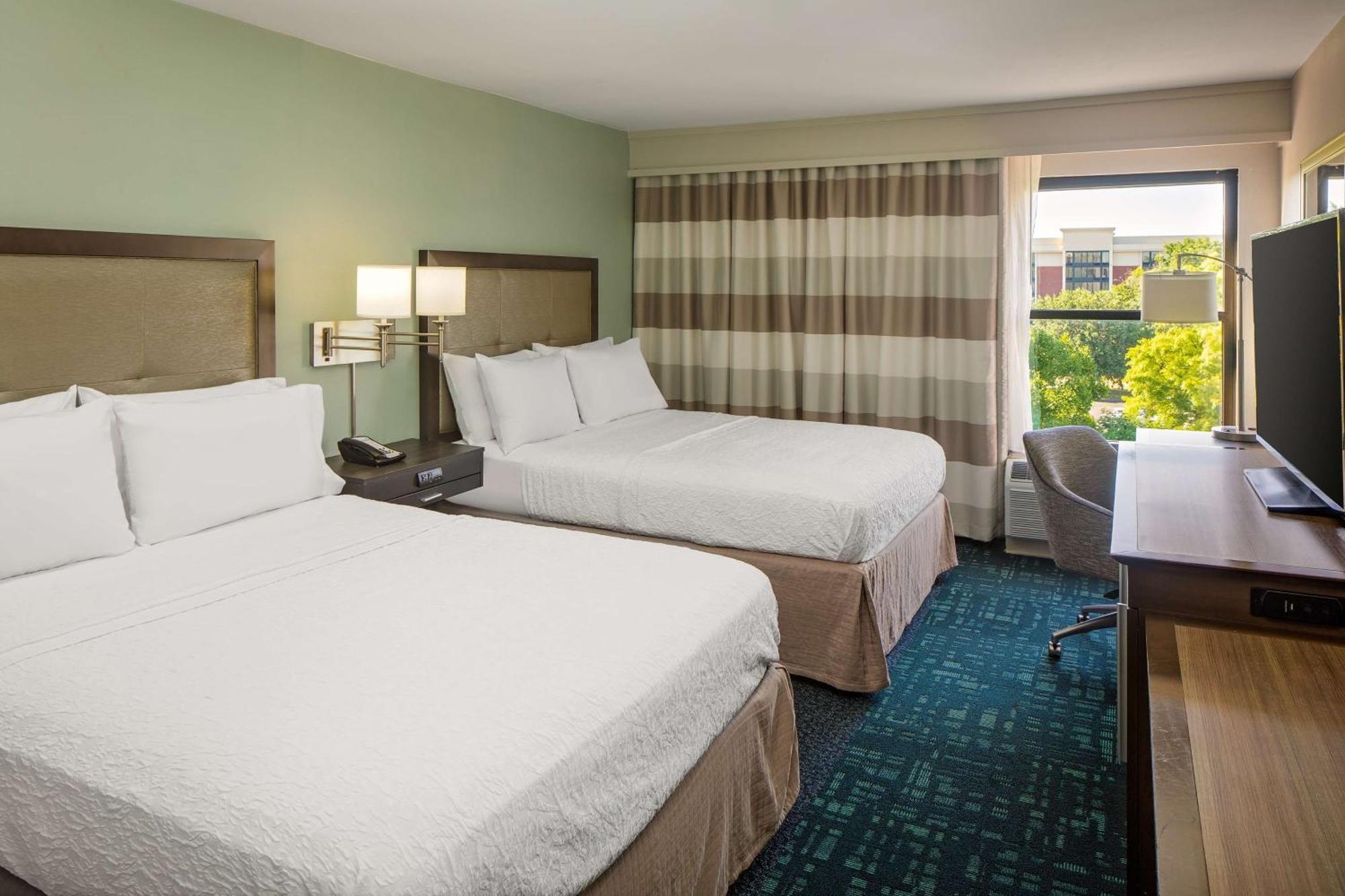 Hampton Inn & Suites Nashville-Airport Esterno foto